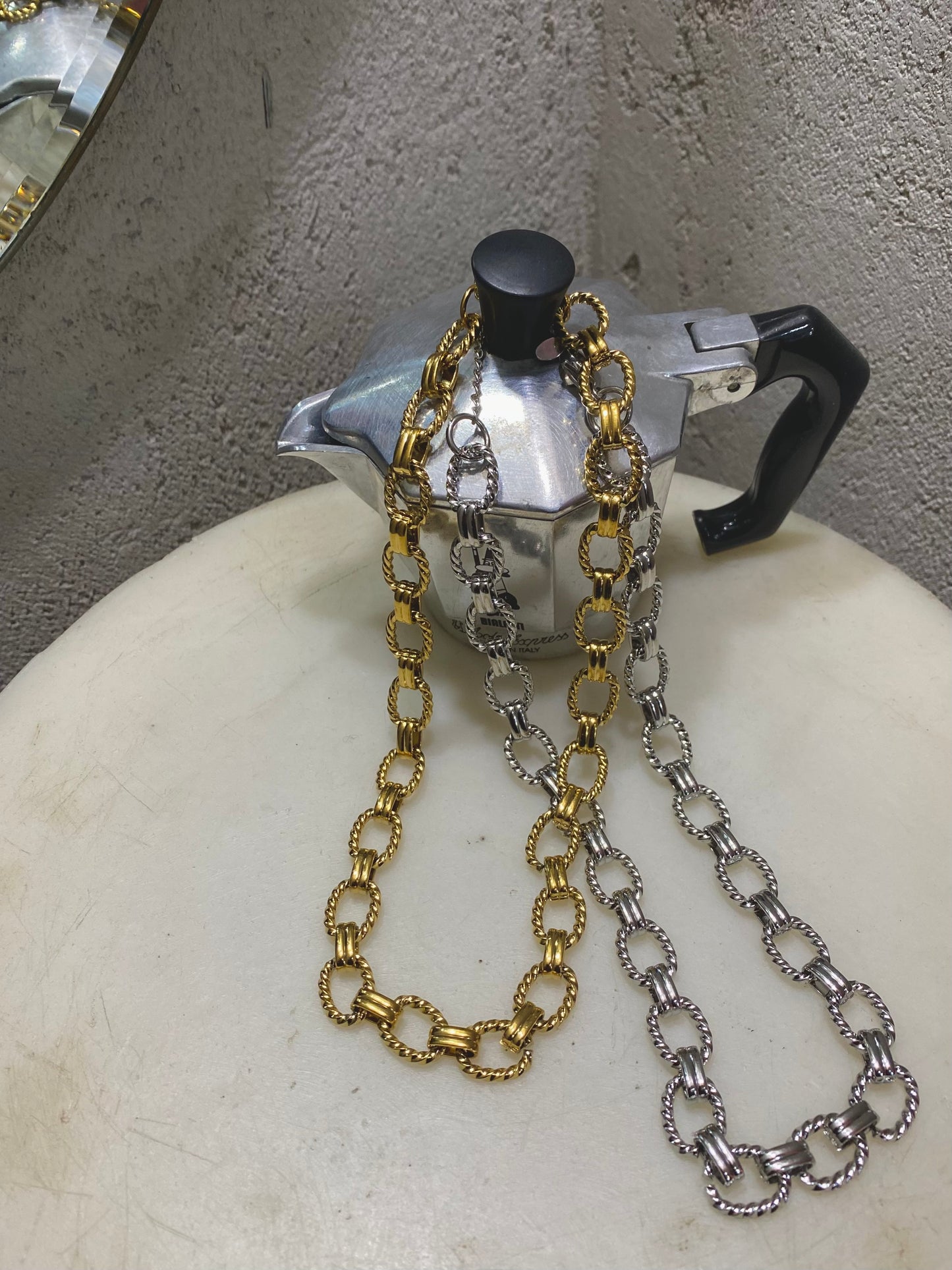 Aria Chain