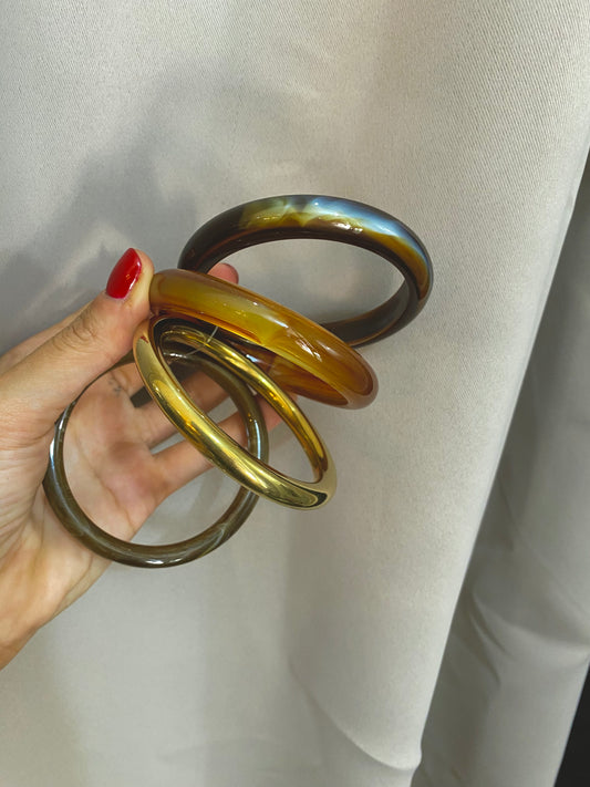 Quatros Bangles