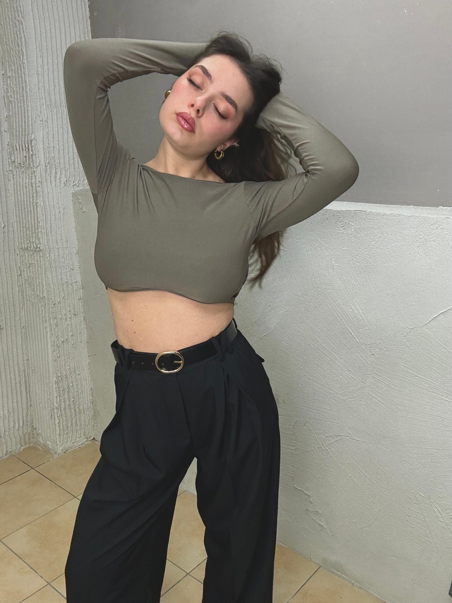 Crop Ebby