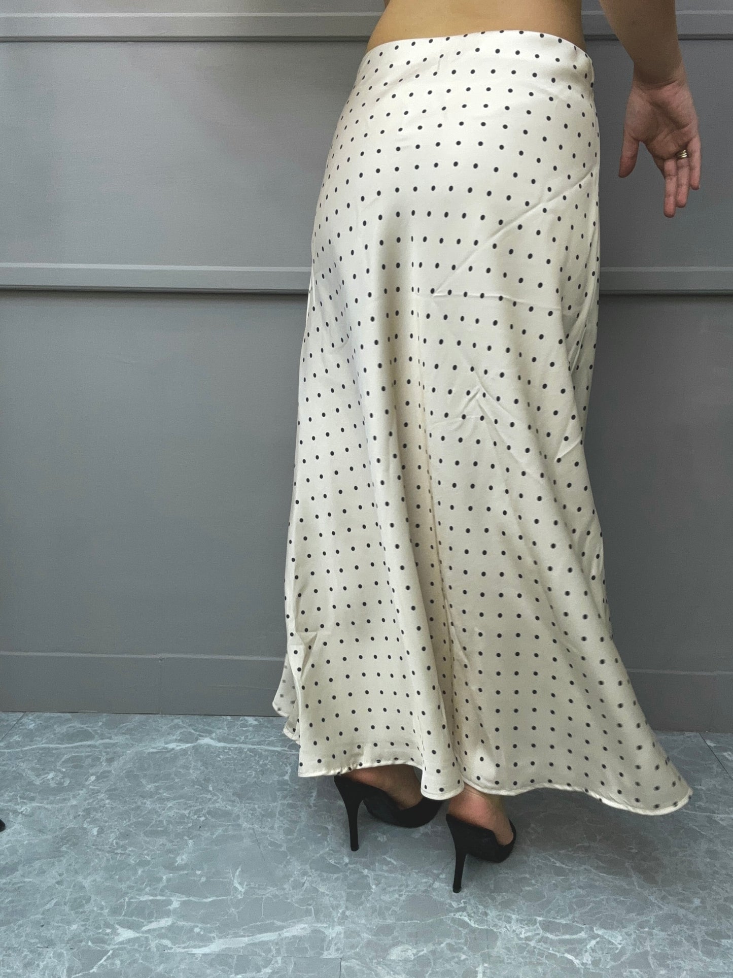 Skirt Pois