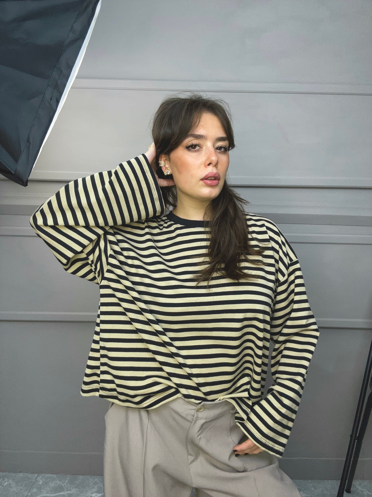 Cropped Sleeve