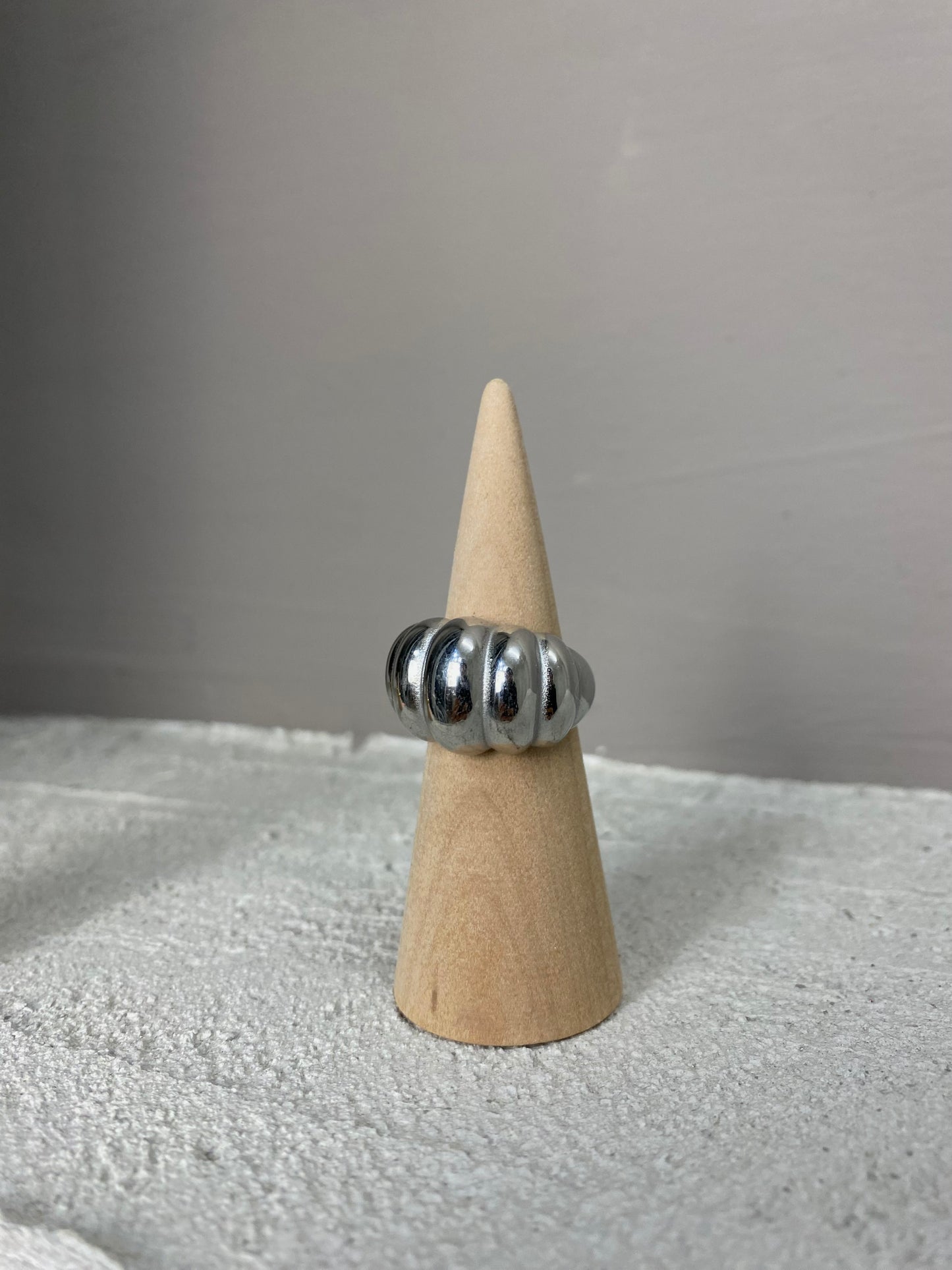 Anello Shelly