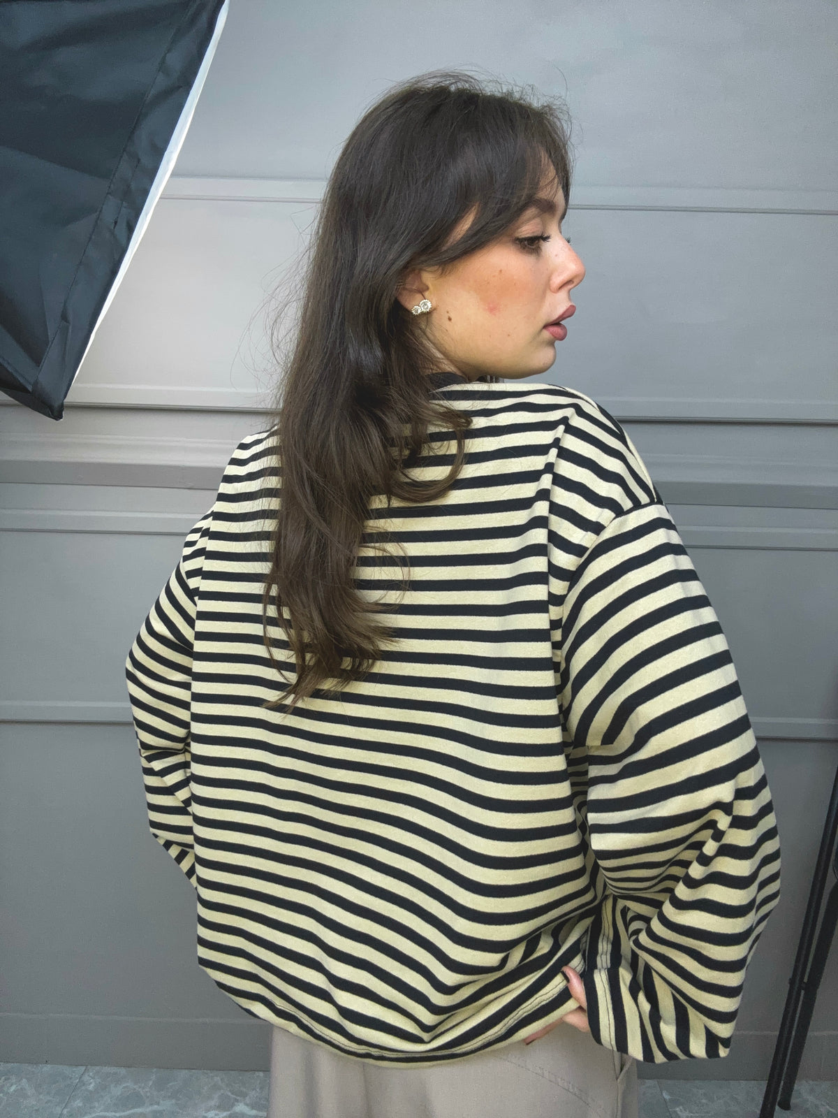Cropped Sleeve