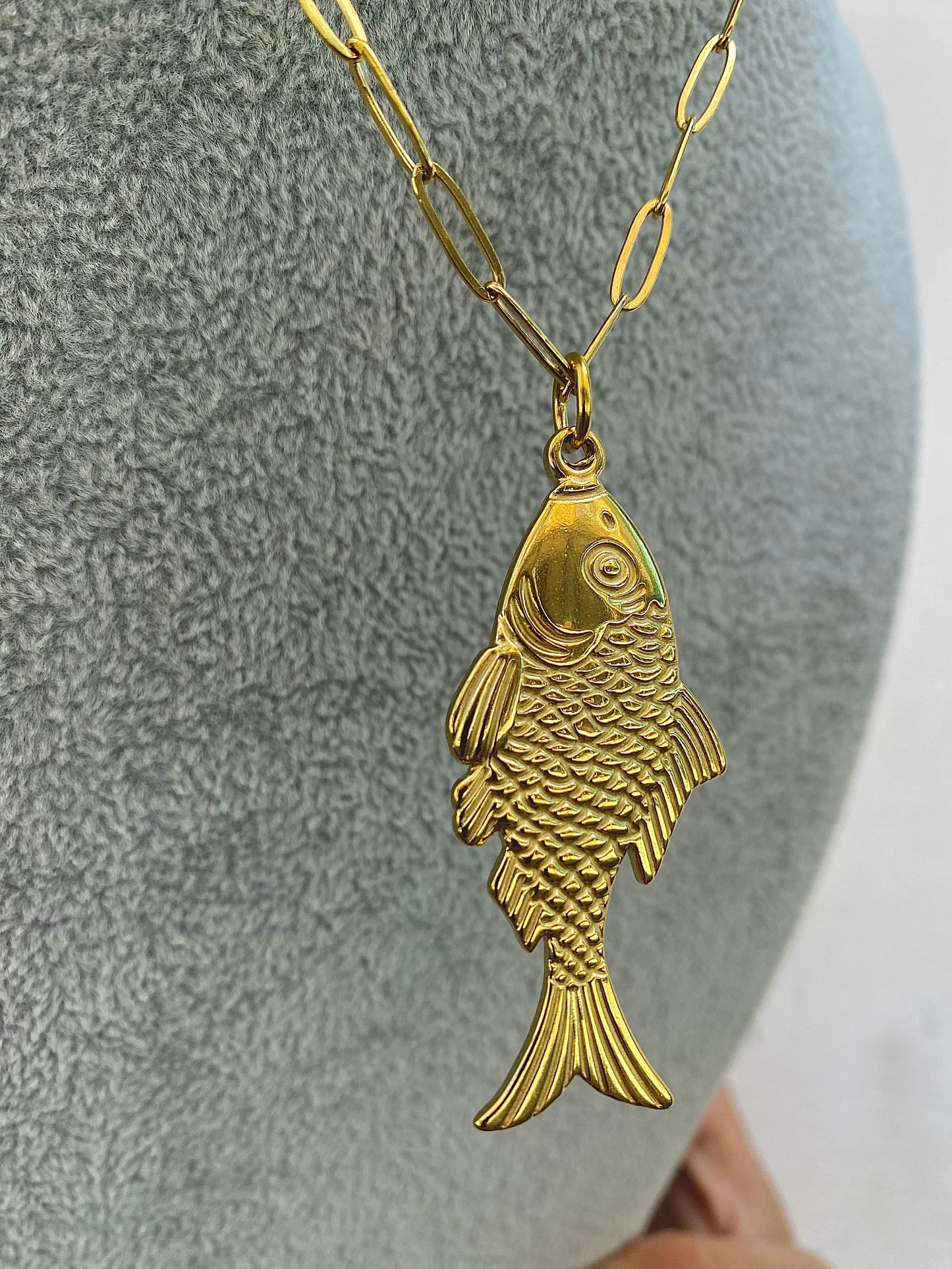 Collana Fish