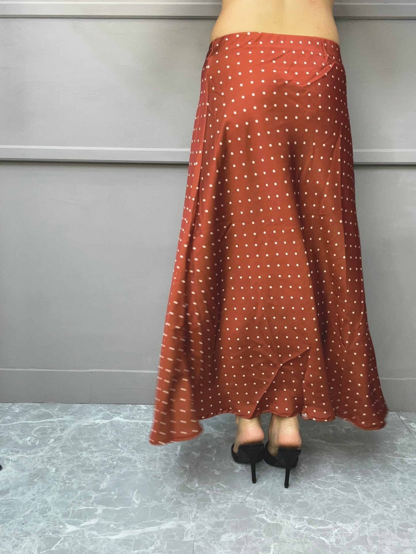 Skirt Pois