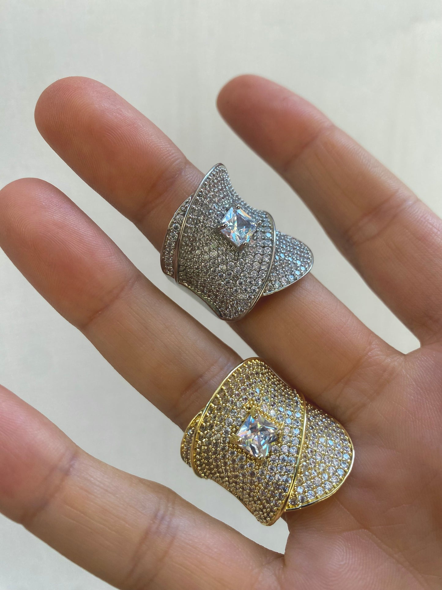 Anello Lux