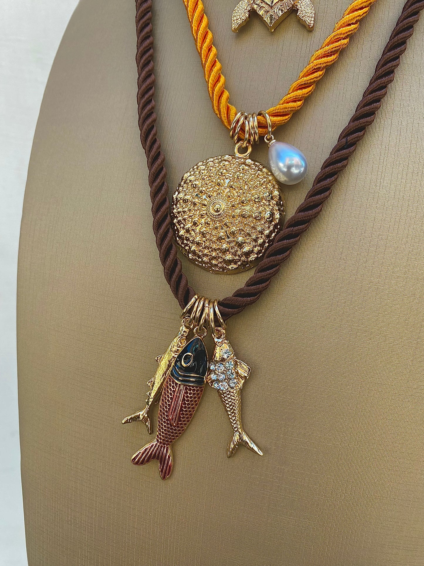 Collana Aureca