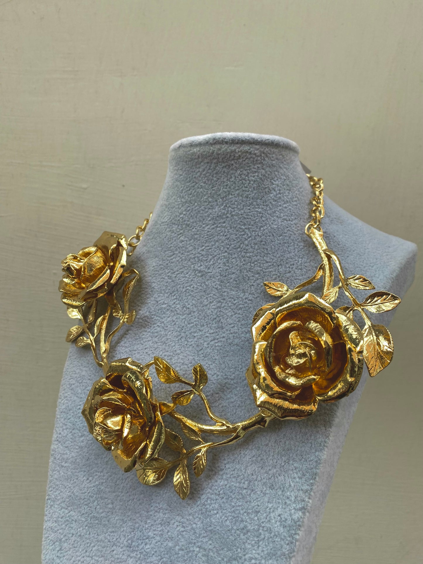 Girocollo Rose