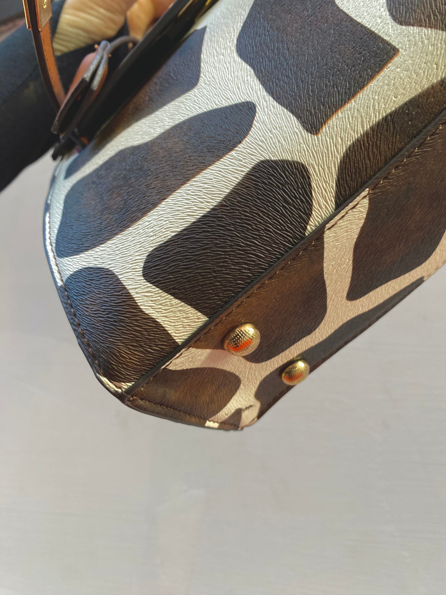 Kelly Texture Cavallino