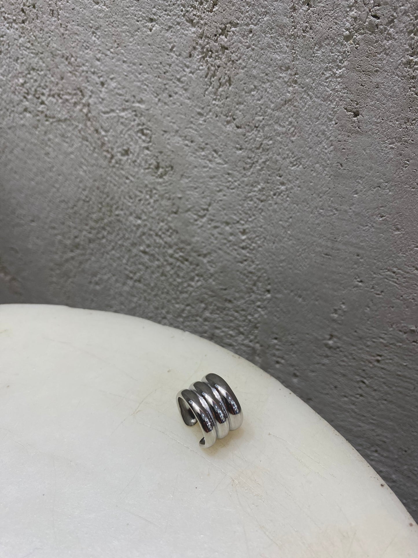 Earcuff Bolt