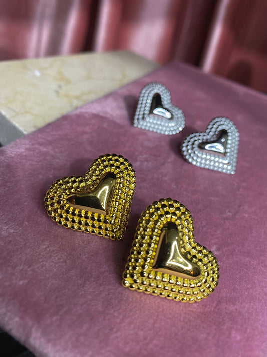 orecchino cuore cornice