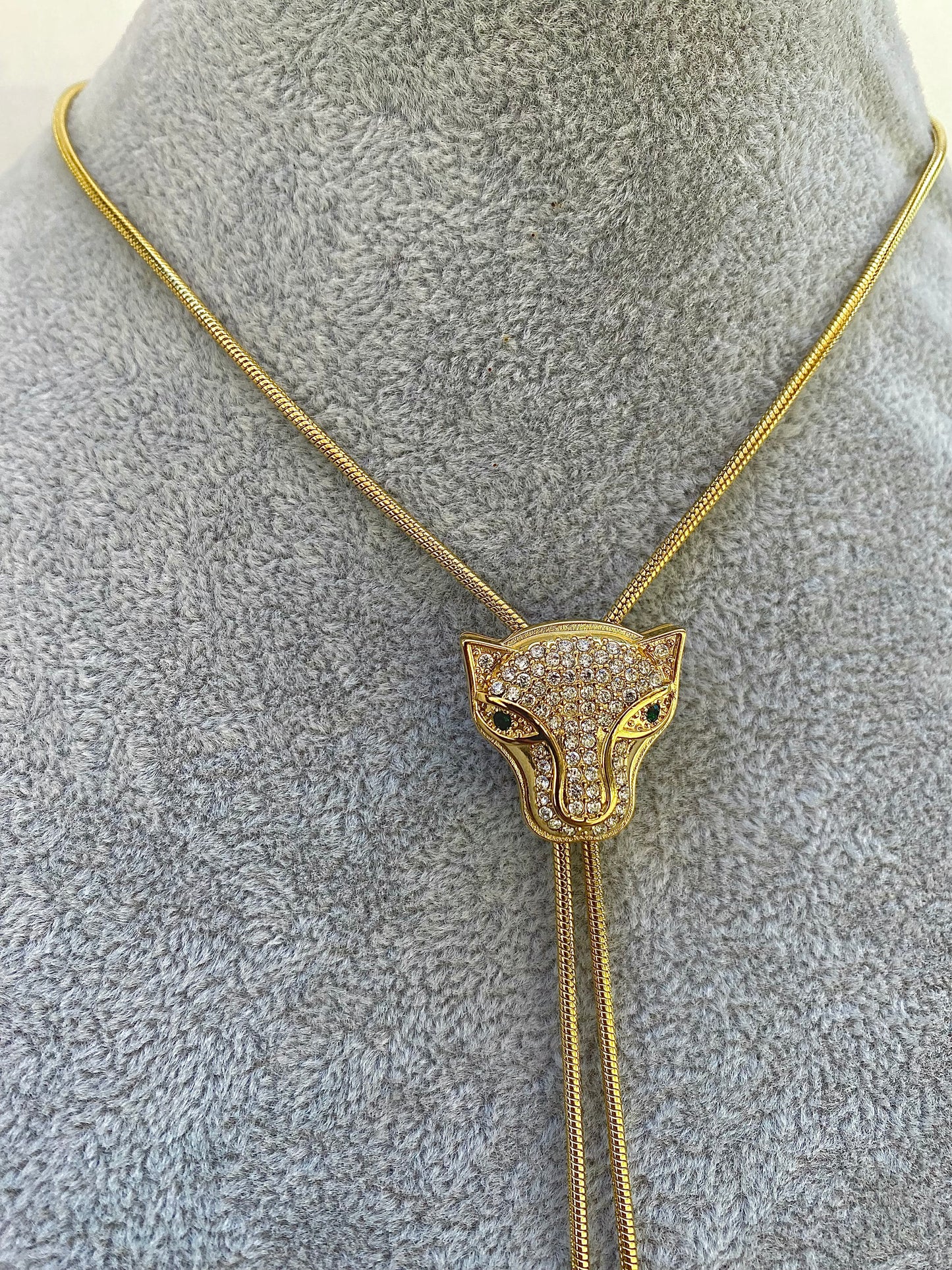 Choker Saliscendi