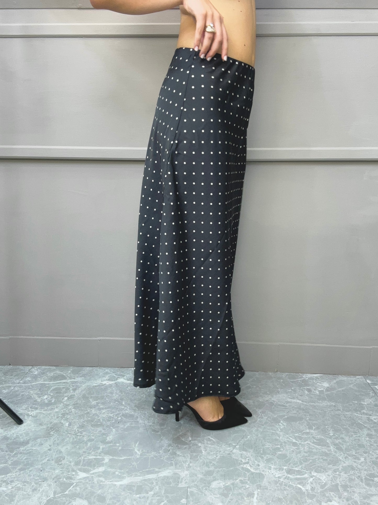 Skirt Pois
