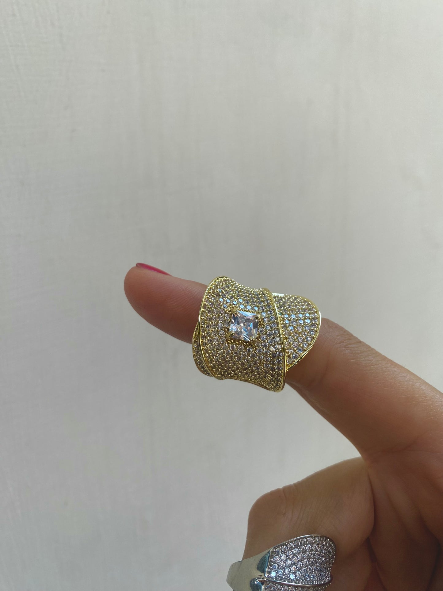 Anello Lux