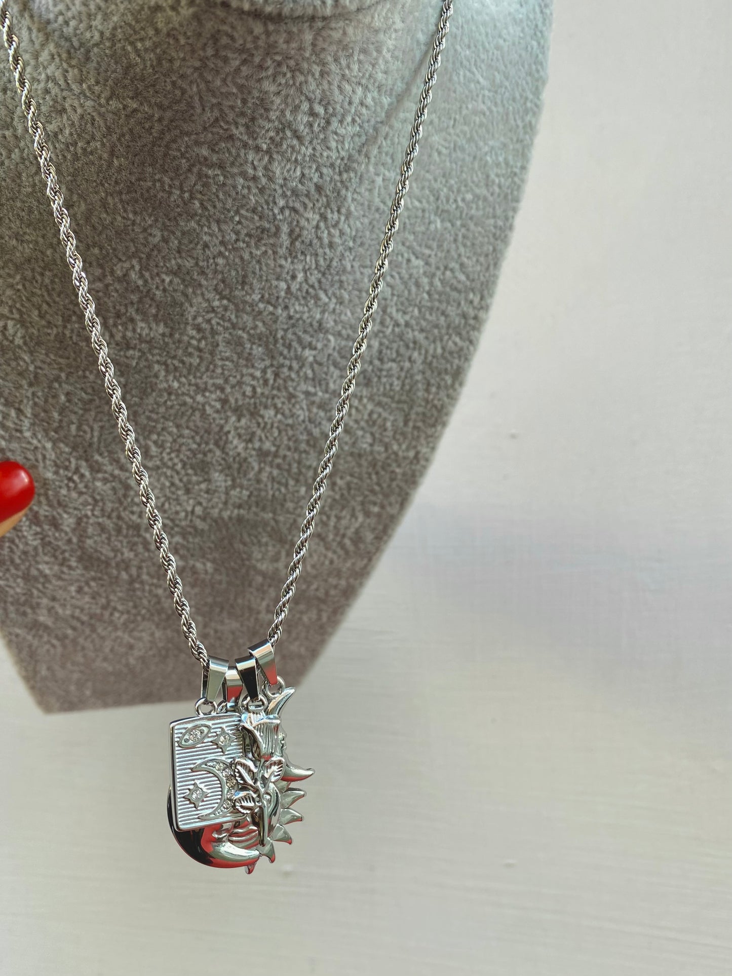 Collana Diana