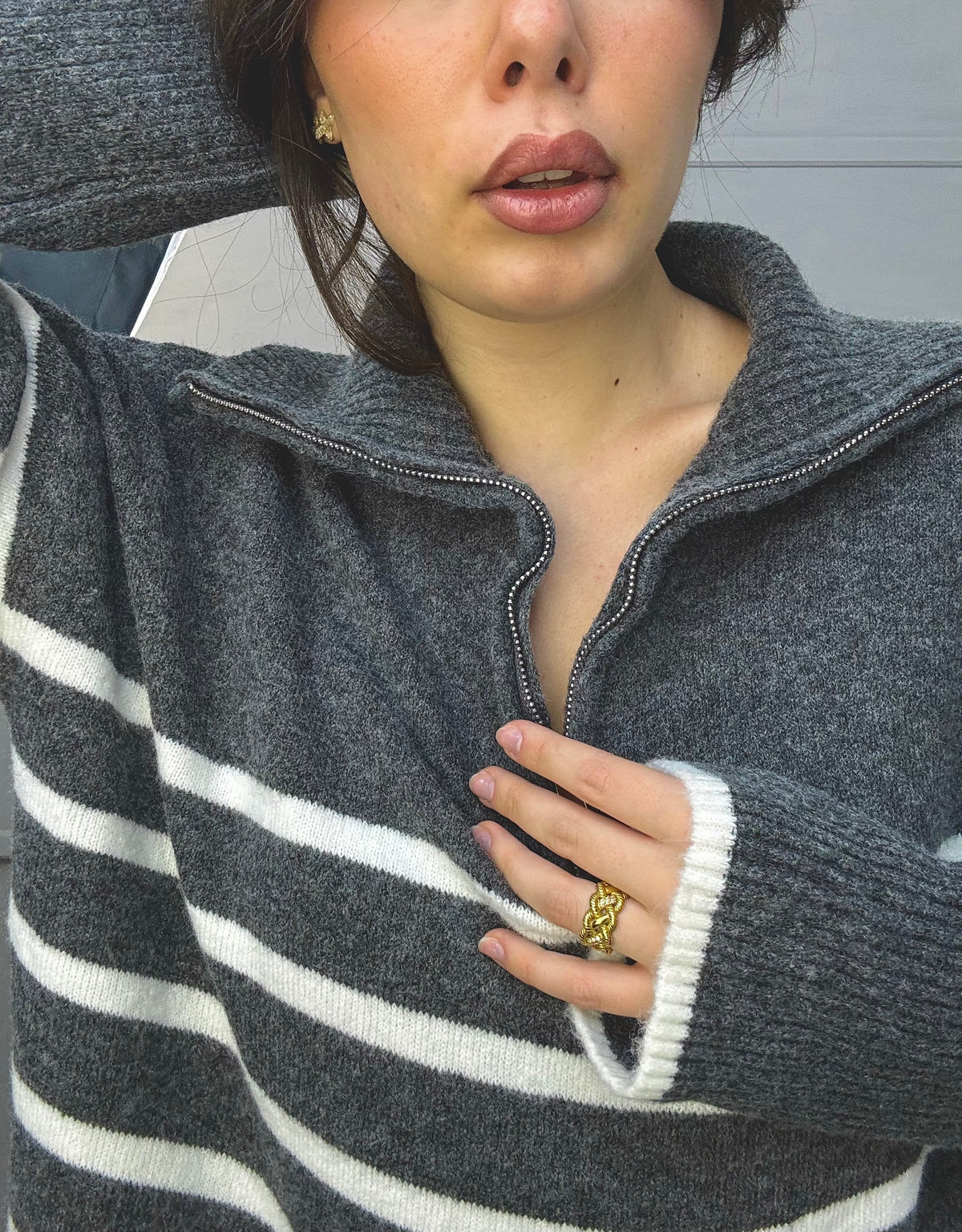 Pullover Zip
